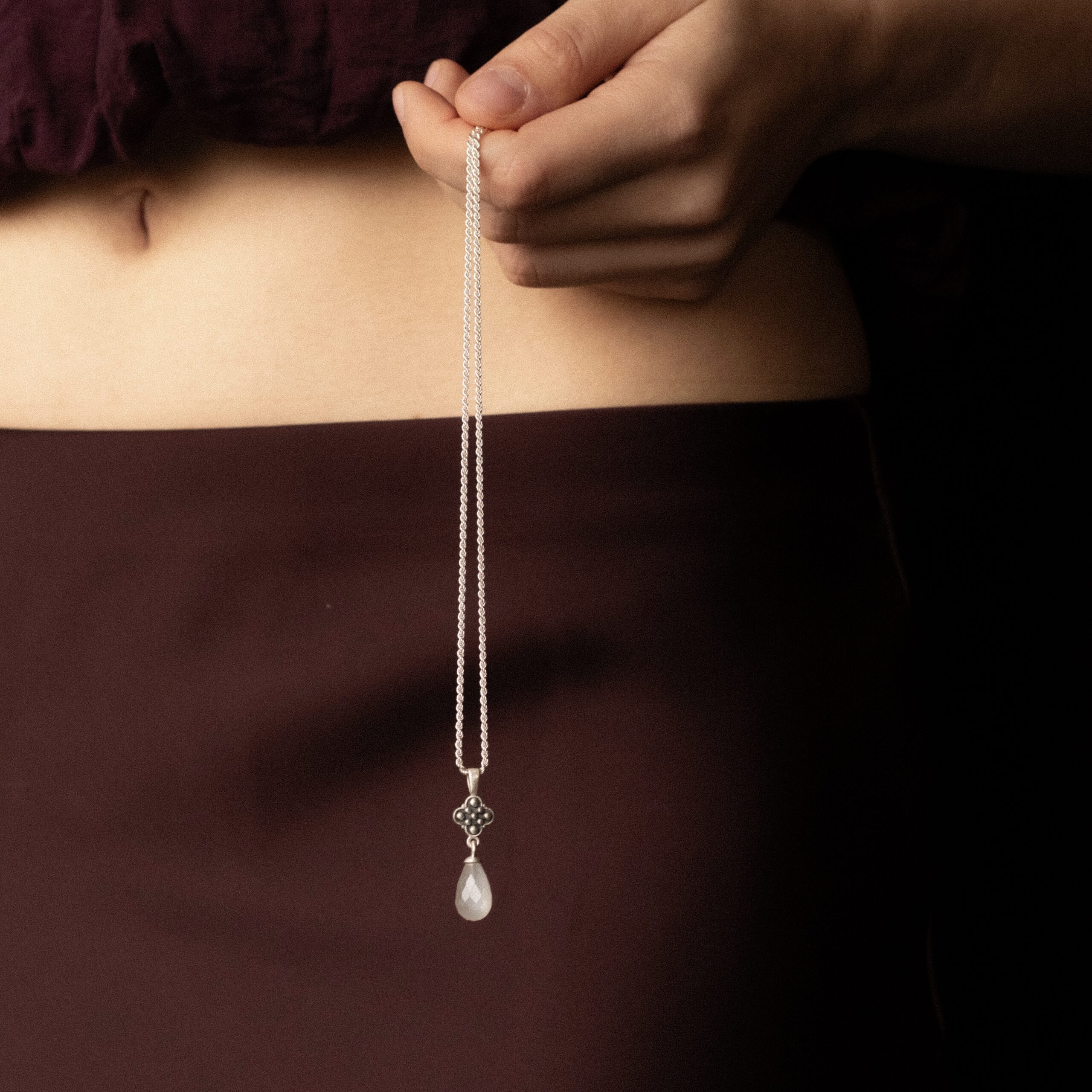 Fiora necklace with moonstone drop